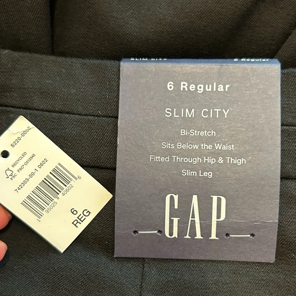 NEW GAP Slim City Bi-Stretch Cropped Dress Pant Women’s SZ 6 in Black Solid - Picture 7 of 7